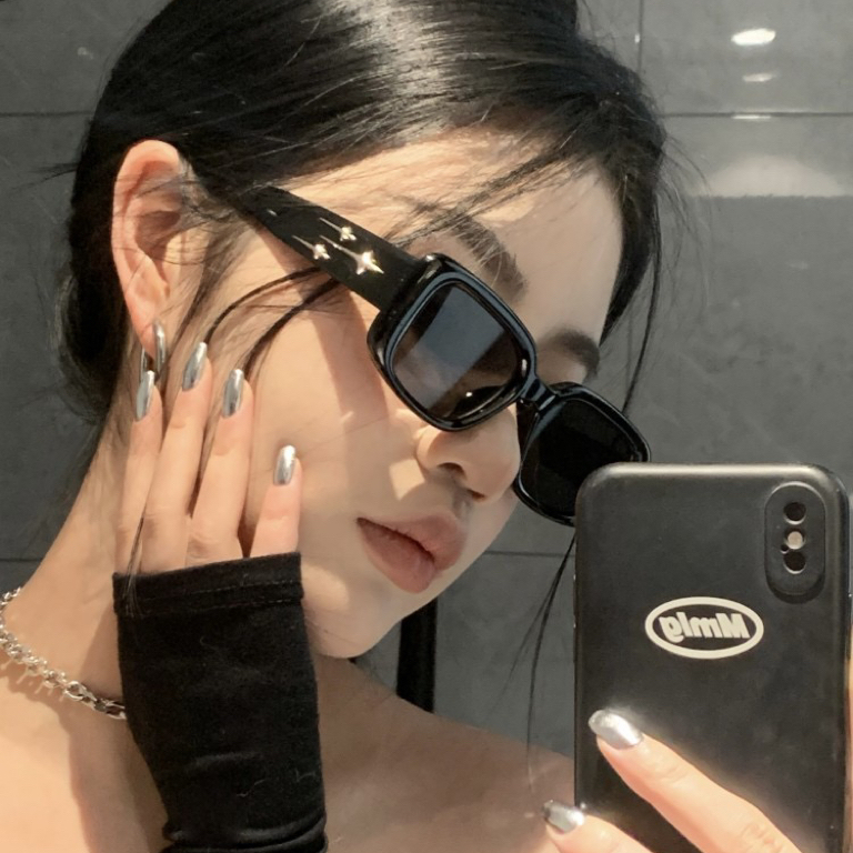 Women'S Fashion Eyeglasses - レトロ Y2K スタイル小さな正方形サングラス女性子猫眼サングラスファッションカラフルなミラーゴーグル男性パンクスポーツサングラス