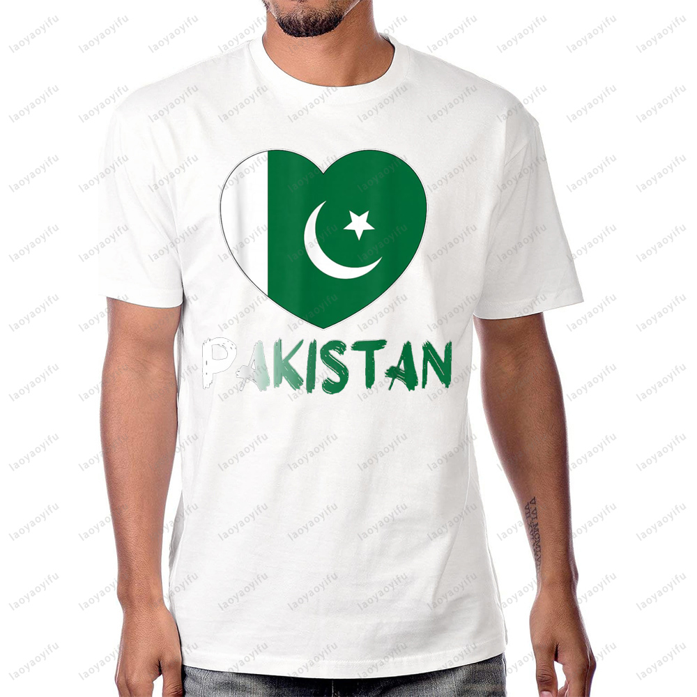 パキスタン国旗ハートグラフィックプリントクラシック Tシャツ - Women Fashion Pakistan のレビューと価格