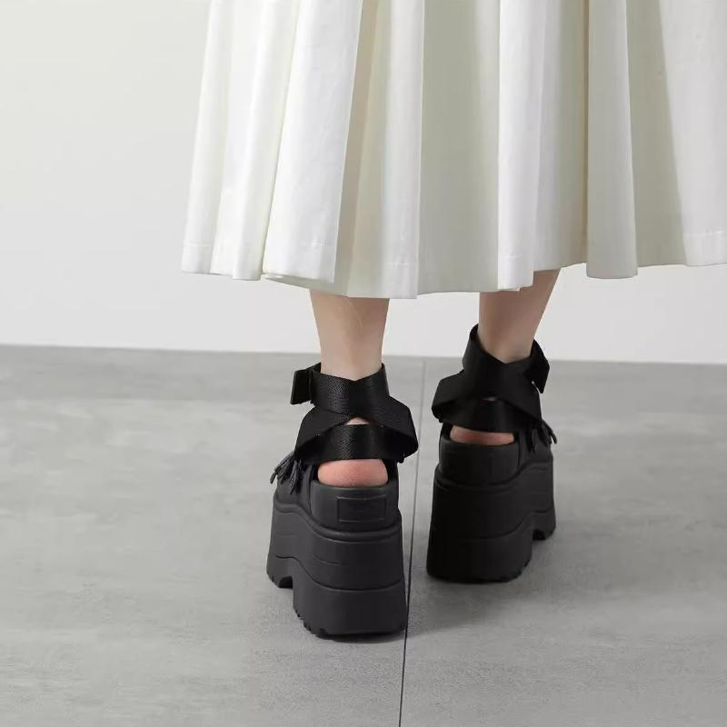 女性の夏のハイヒールサンダル屋外カジュアルプラットフォームミ - Women'S Fashion Velcro Sneakers のレビューと価格