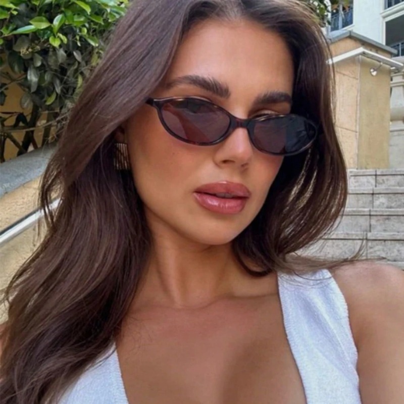 レトロオーバルフレームサングラスファッション女性トレンディな - Women'S Fashion Eyeglasses のレビューと価格