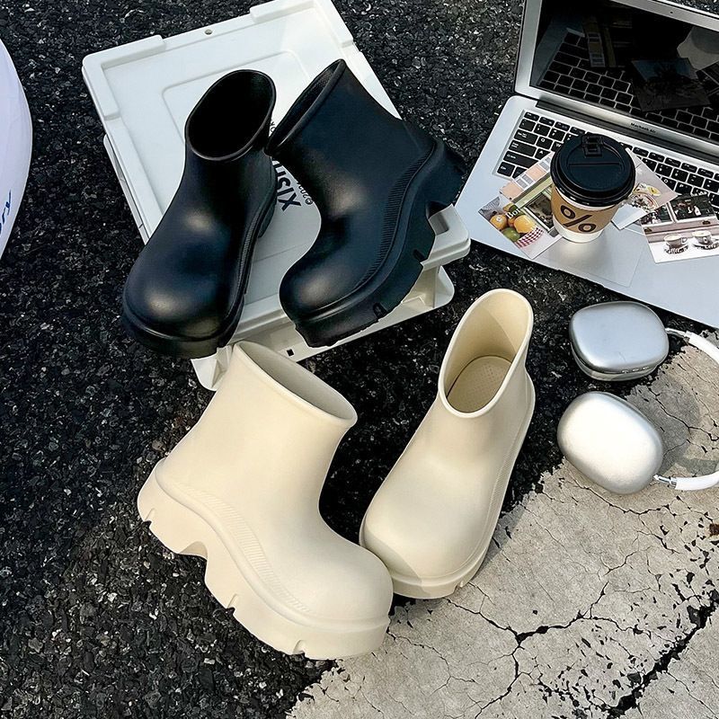 最新のファッショナブルでトレンディなレインブーツ：アウトドア - Women'S Fashion Hiking Boots のレビューと価格