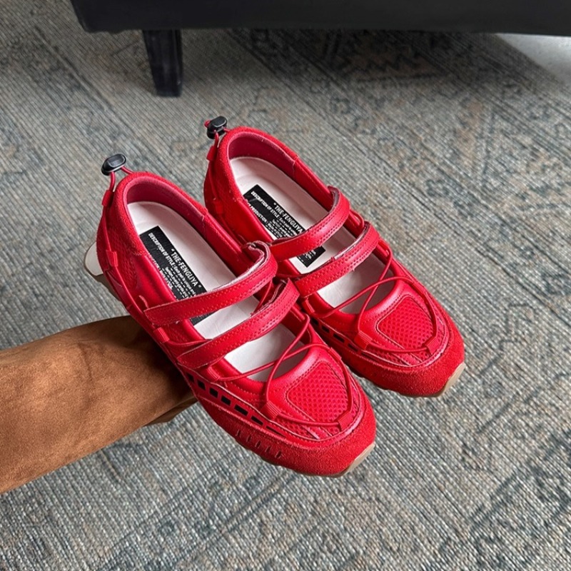 女性のフラットスポーツシューズソフトソールノンスリップメッシ - Women'S Fashion Velcro Sneakers のレビューと価格