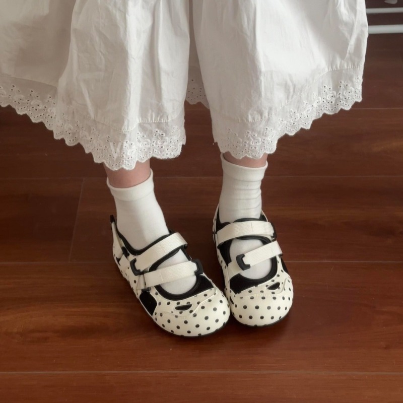 ファッション女性用サンダル ベルクロポルカドット中空通気性女 - Women'S Fashion Velcro Sneakers のレビューと価格